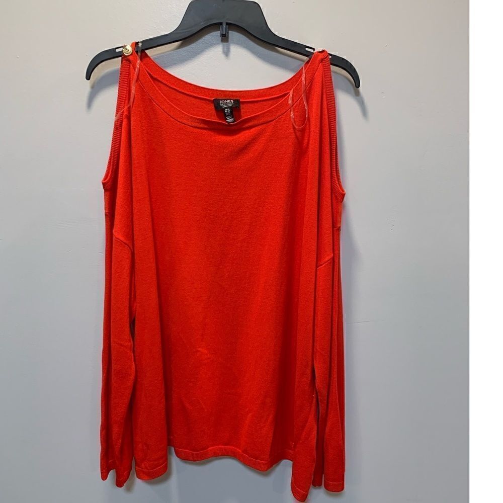 NWT Jones New York Red Long sleeve peep shoulder with gold bottom detai… - Picture 5 of 13